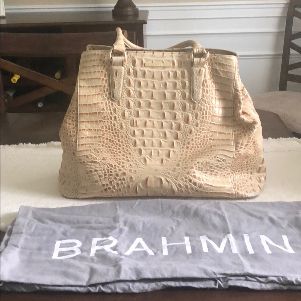 Brahmin purse slightly used a couple times.